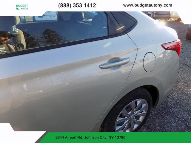 2019 Hyundai Accent SE