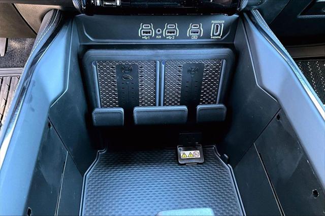 2026 Ram 1500 Limited Crew Cab 4x4 5'7" Box