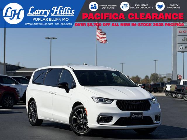 2026 Chrysler Pacifica Select for sale in Poplar Bluff, MO