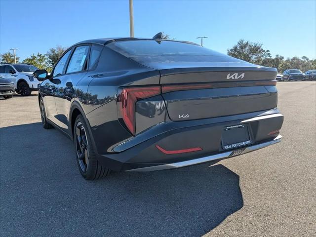 2025 Kia K4 EX