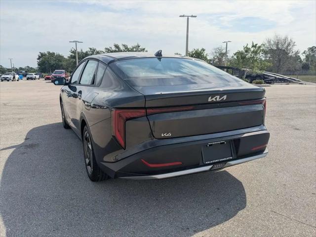 2025 Kia K4 EX