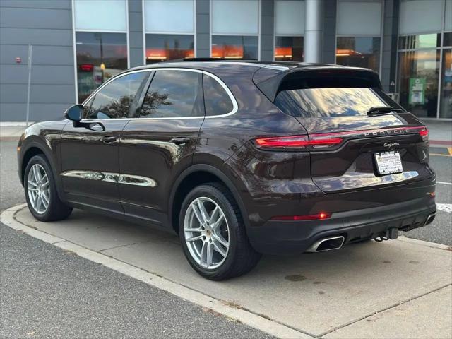 2019 Porsche Cayenne Standard