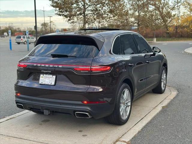 2019 Porsche Cayenne Standard