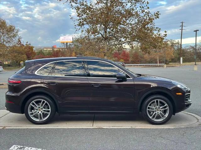 2019 Porsche Cayenne Standard