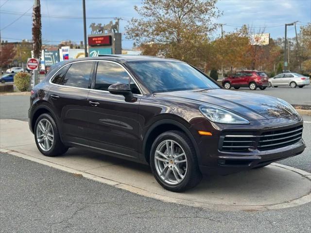 2019 Porsche Cayenne Standard