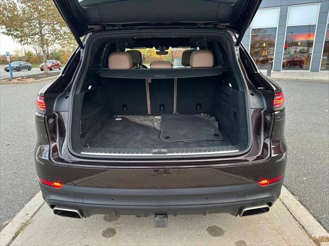 2019 Porsche Cayenne Standard