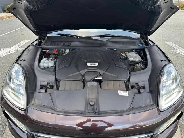 2019 Porsche Cayenne Standard