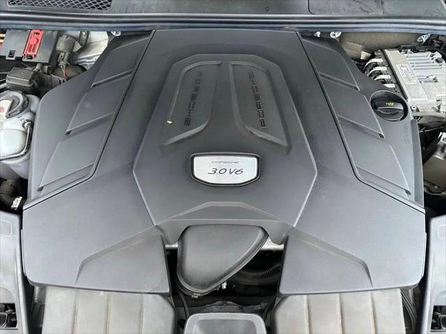 2019 Porsche Cayenne Standard