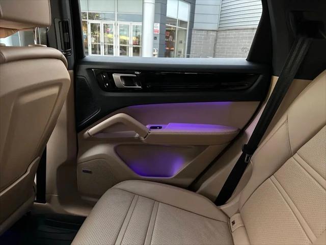2019 Porsche Cayenne Standard