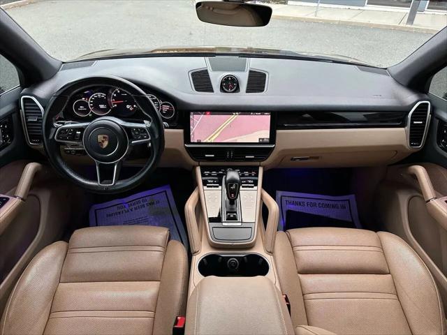 2019 Porsche Cayenne Standard