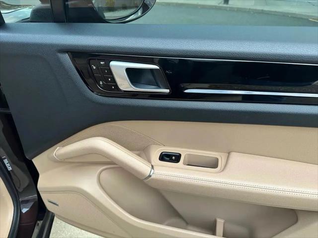 2019 Porsche Cayenne Standard