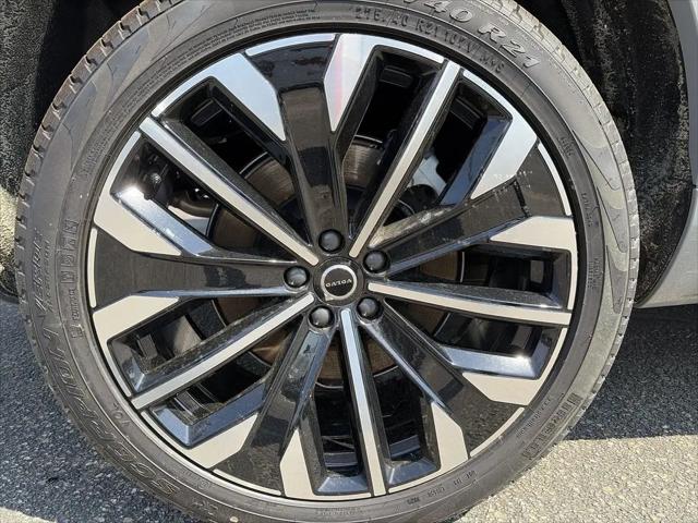 2026 Volvo XC90 Ultra, B6 AWD Gas (mild hybrid), Gasoline, Bright, 7 Seats