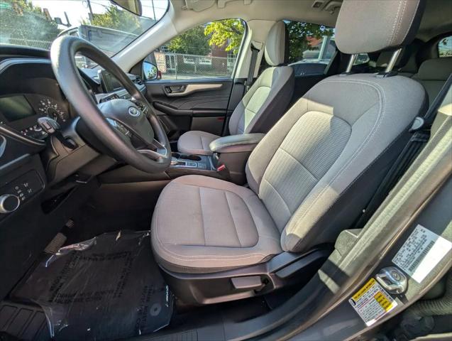 2022 Ford Escape S