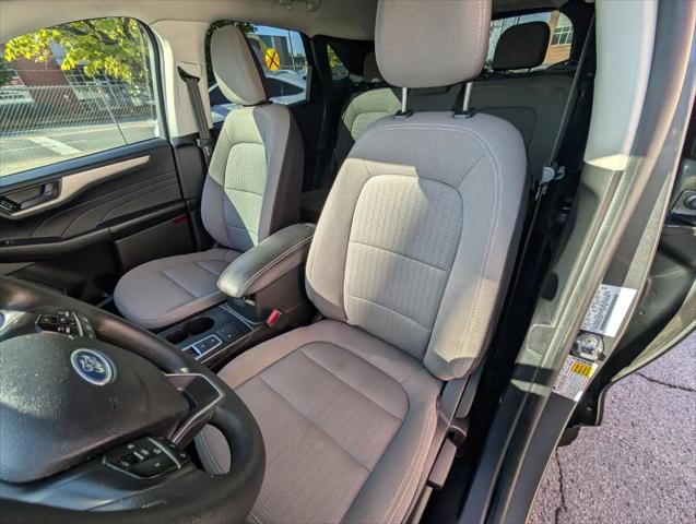 2022 Ford Escape S
