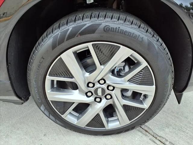 2026 Cadillac iQ Luxury