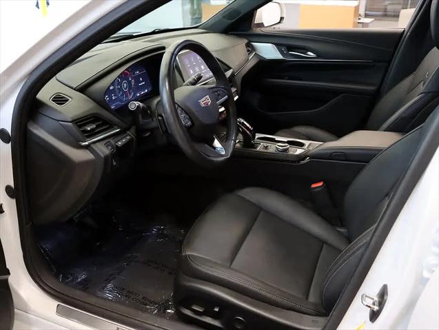 2023 Cadillac CT4 Premium Luxury