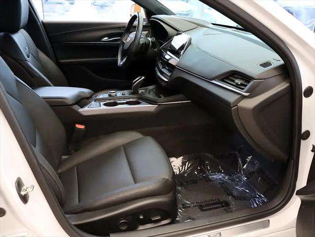2023 Cadillac CT4 Premium Luxury