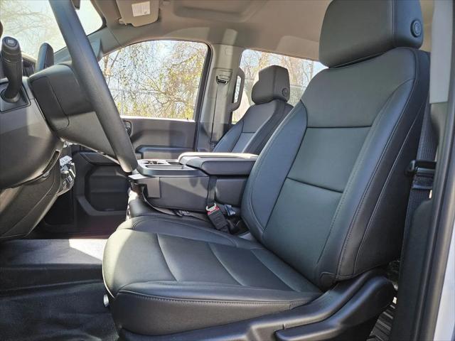 2025 GMC Sierra 3500HD Pro