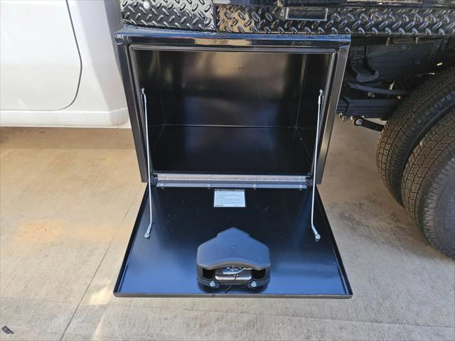 2025 GMC Sierra 3500HD Pro