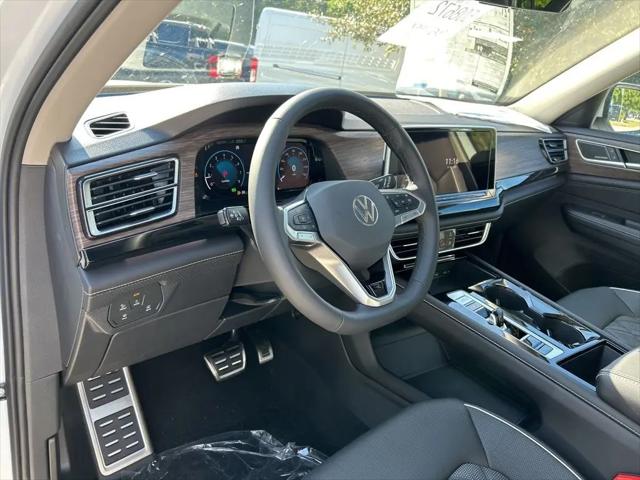 2026 Volkswagen Atlas SEL Premium R-Line