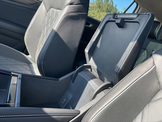 2026 Volkswagen Atlas SEL Premium R-Line