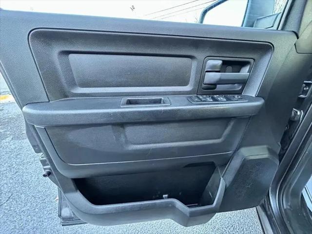 2019 Ram 1500 Classic Express Quad Cab 4x4 6'4" Box