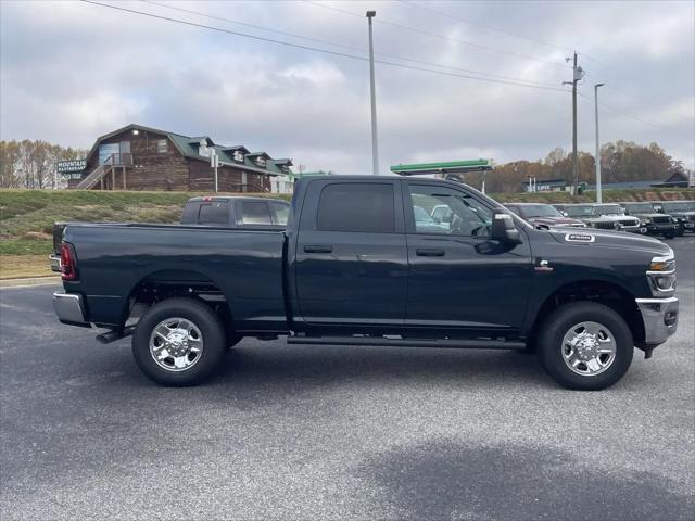 2026 Ram 2500 Tradesman Crew Cab 4x4 64 Box