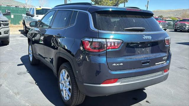 2024 Jeep Compass Latitude Lux FWD