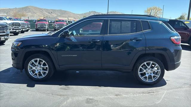 2024 Jeep Compass Latitude Lux FWD