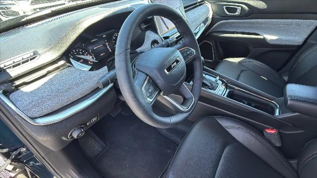 2024 Jeep Compass Latitude Lux FWD