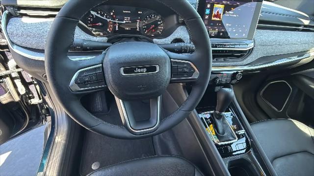 2024 Jeep Compass Latitude Lux FWD