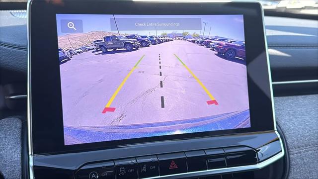 2024 Jeep Compass Latitude Lux FWD