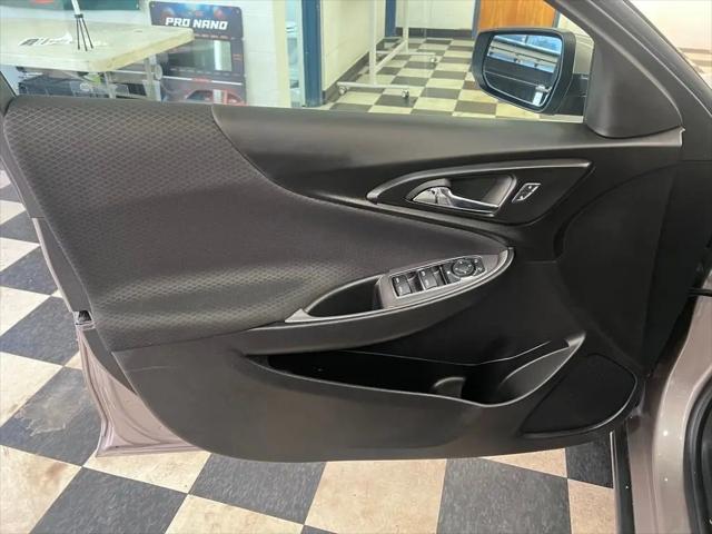 2022 Chevrolet Malibu FWD RS
