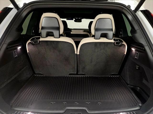 2026 Volvo XC90 Plus, B6 AWD Gas (mild hybrid), Gasoline, Bright, 7 Seats