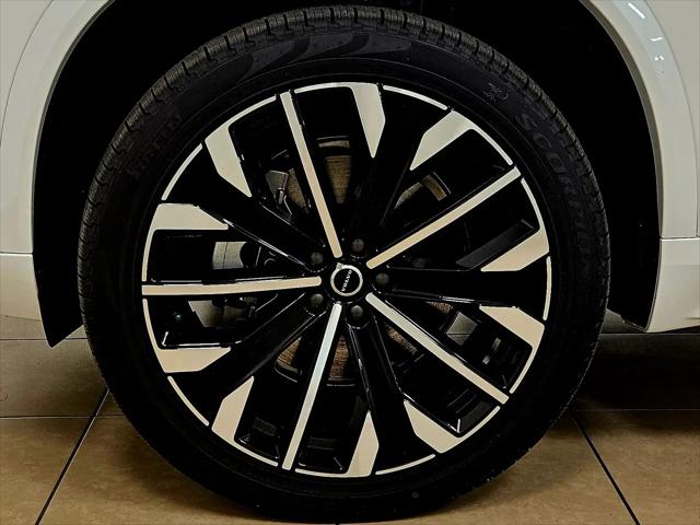 2026 Volvo XC90 Plus, B6 AWD Gas (mild hybrid), Gasoline, Bright, 7 Seats