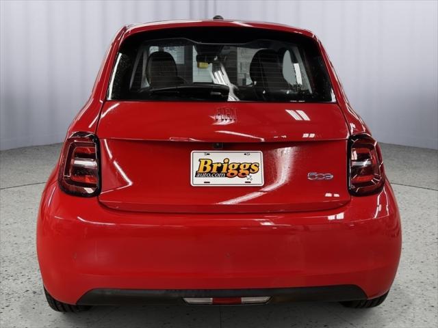 2024 Fiat 500e INSPI(RED) FWD