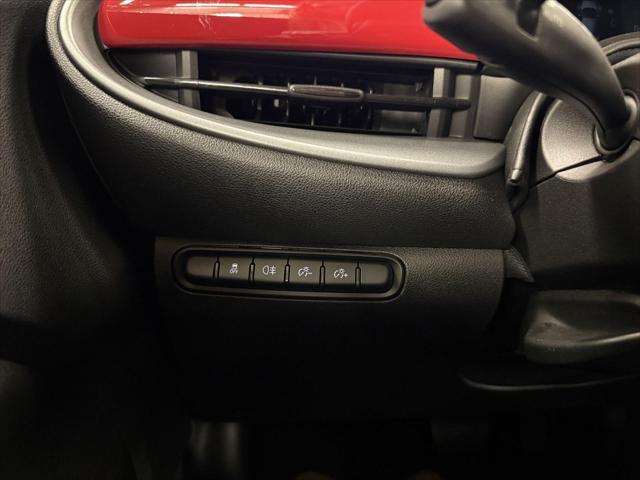 2024 Fiat 500e INSPI(RED) FWD