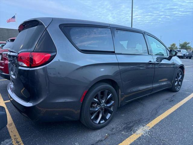 2019 Chrysler Pacifica Touring Plus
