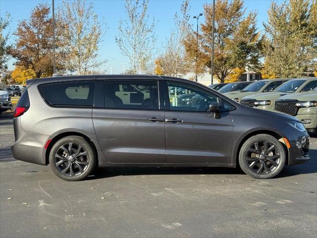 2019 Chrysler Pacifica Touring Plus 2019 Chrysler Pacifica Touring Plus