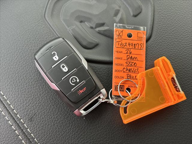 2026 RAM Ram 5500 Chassis Cab RAM 5500 BIG HORN CHASSIS CREW CAB 4X4 60 CA