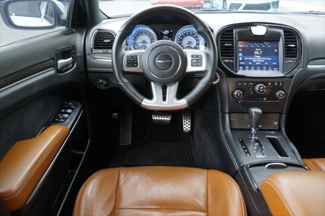 2014 Chrysler 300 SRT8