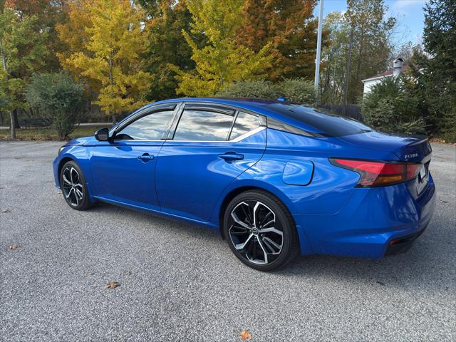 2025 Nissan Altima SR FWD 2025 Nissan Altima SR FWD