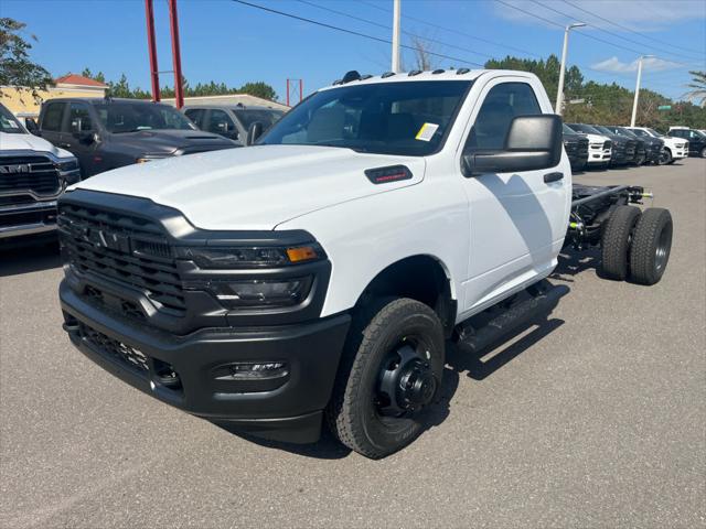 2026 RAM Ram 3500 Chassis Cab RAM 3500 TRADESMAN CHASSIS REGULAR CAB 4X4 84 CA 2026 RAM Ram 3500 Chassis Cab RAM 3500 TRADESMAN CHASSIS REGULAR CAB 4X4 84 CA