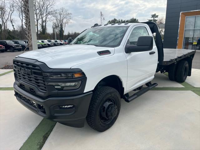2026 RAM Ram 3500 Chassis Cab RAM 3500 TRADESMAN CHASSIS REGULAR CAB 4X4 84 CA