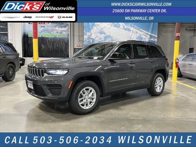 2025 Jeep Grand Cherokee Laredo X 4x4 2025 Jeep Grand Cherokee Laredo X 4x4