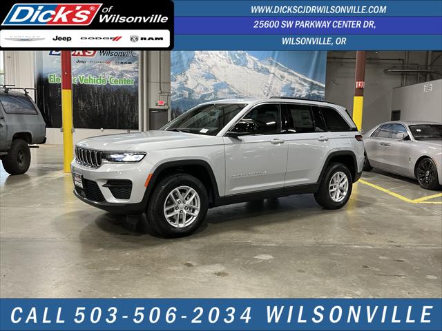 2025 Jeep Grand Cherokee Laredo X 4x4 2025 Jeep Grand Cherokee Laredo X 4x4