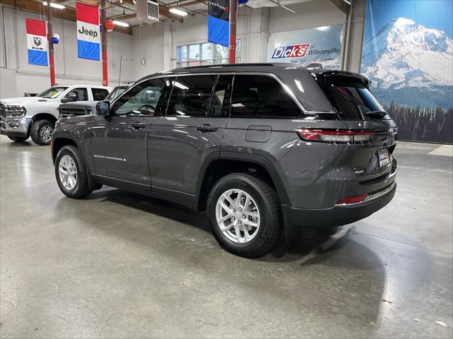 2025 Jeep Grand Cherokee Laredo X 4x4 2025 Jeep Grand Cherokee Laredo X 4x4