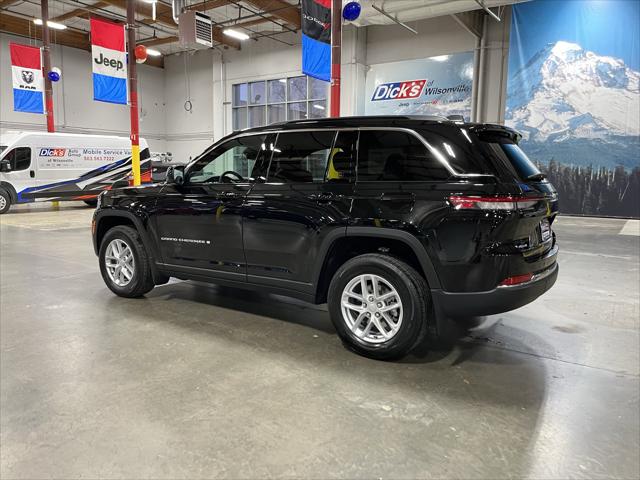 2025 Jeep Grand Cherokee Laredo X 4x4