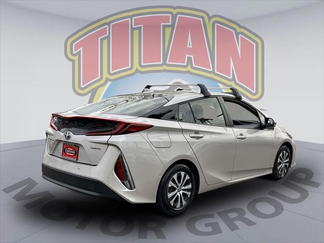 2022 Toyota Prius Prime Limited [2]