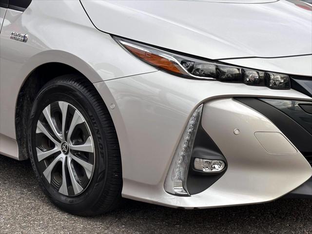 2022 Toyota Prius Prime Limited [9]